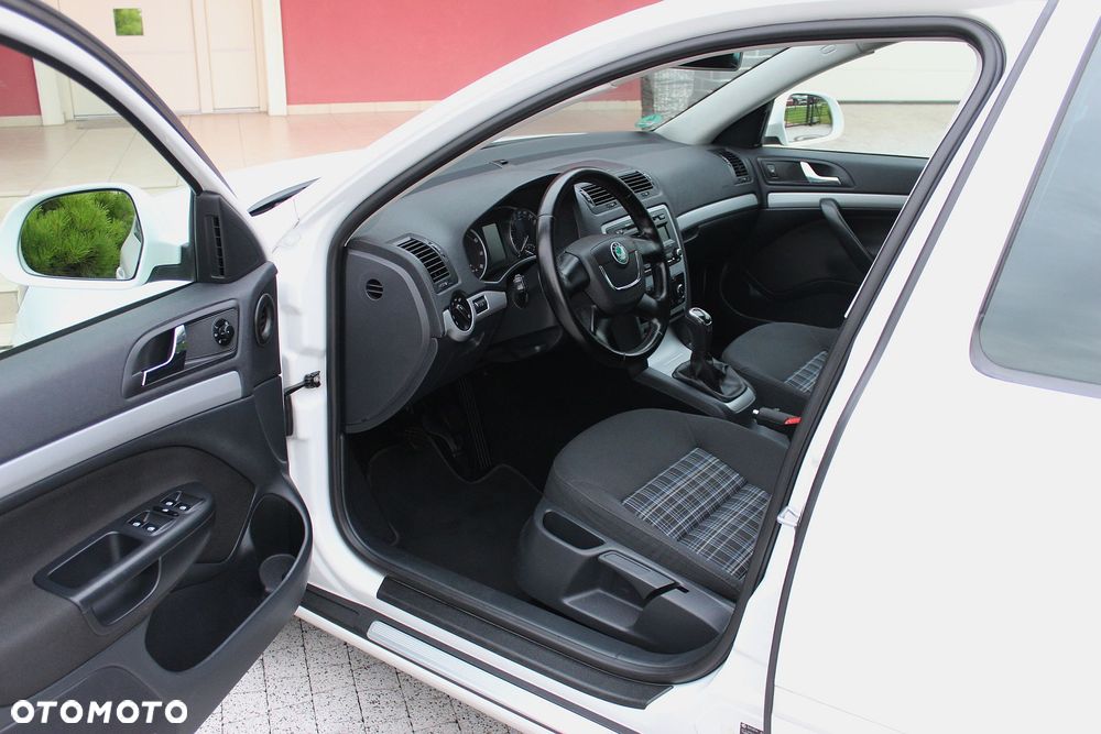 Skoda Octavia 1.2 TSI Ambition - 10