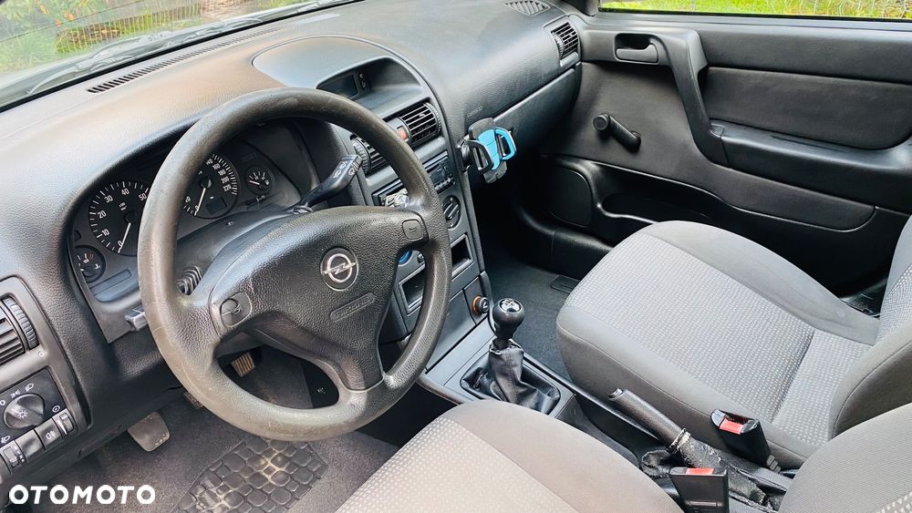 Opel Astra - 4