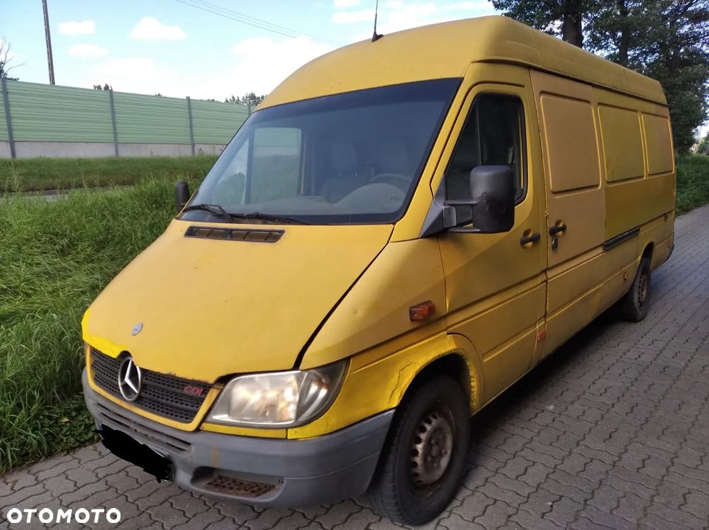 Mercedes-Benz Sprinter - 5