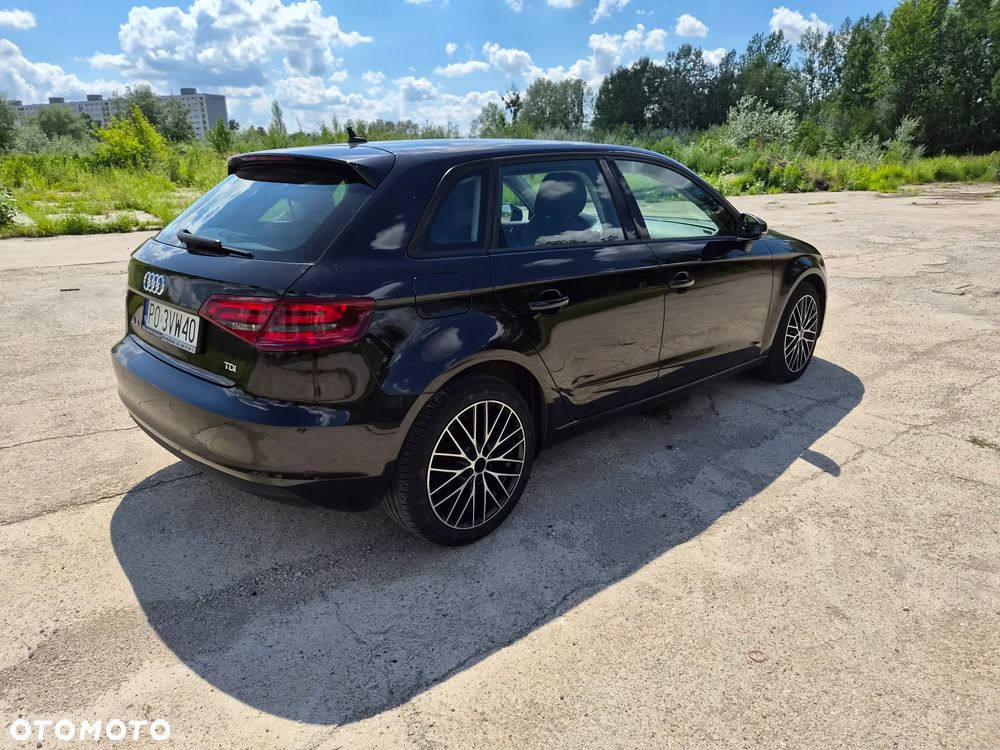 Audi A3 Sportback 1.6 TDI Attraction - 7