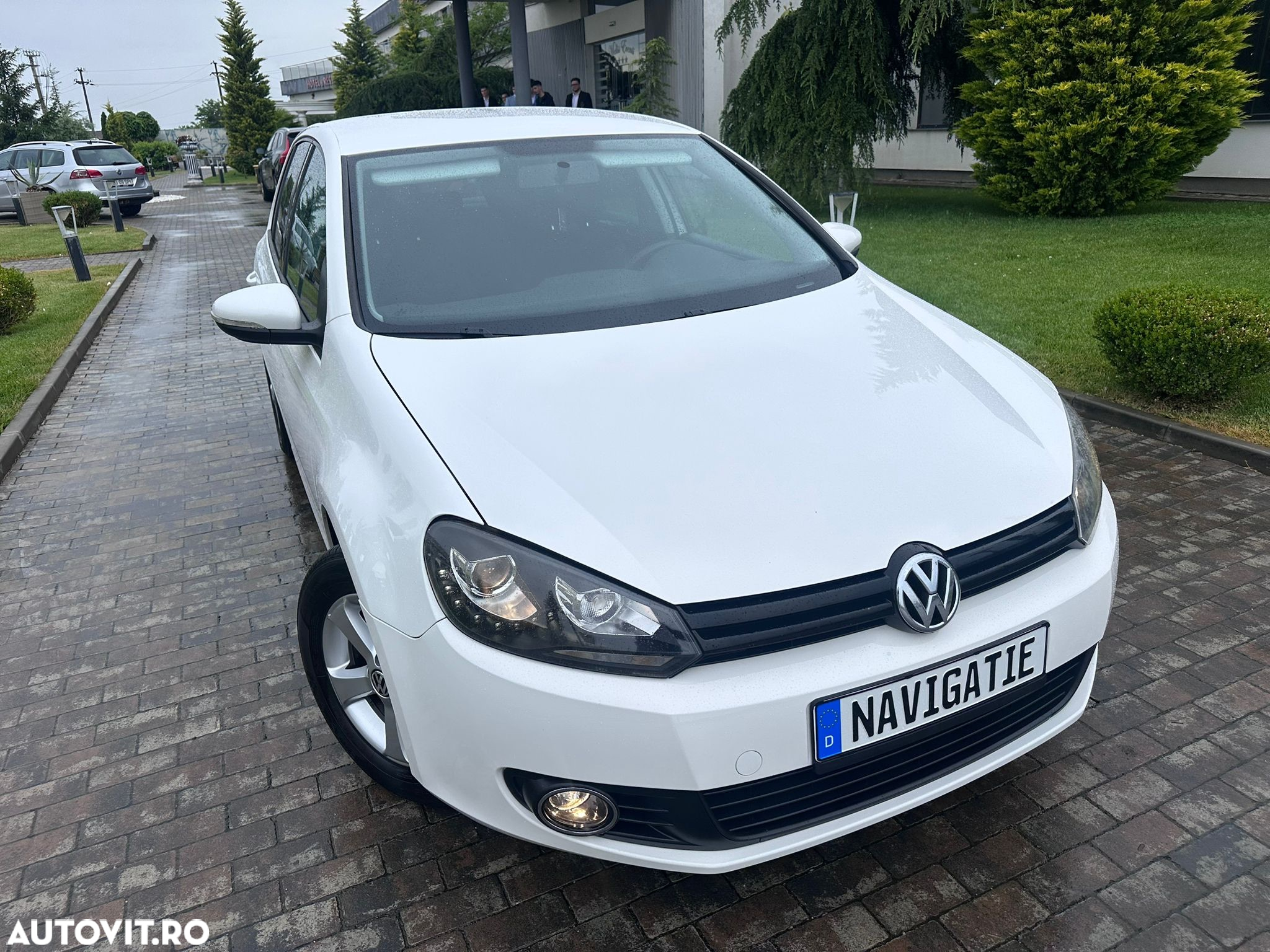 Volkswagen Golf 1.2 TSI Comfortline - 2