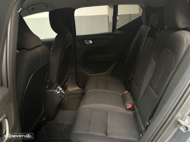 Volvo XC 40 1.5 T3 Inscription Tech Edition - 11