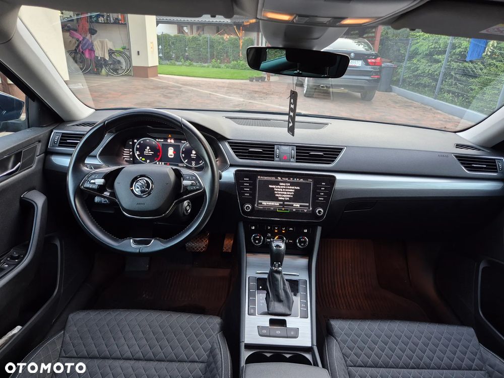 Skoda Superb 2.0 TDI SCR Ambition DSG - 13