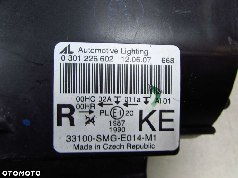 HONDA CIVIC VIII UFO LAMPA REFLEKTOR PRZOD PRAWY 33100-SMG-E014-M1 0301226602 UK 06-11 - 10