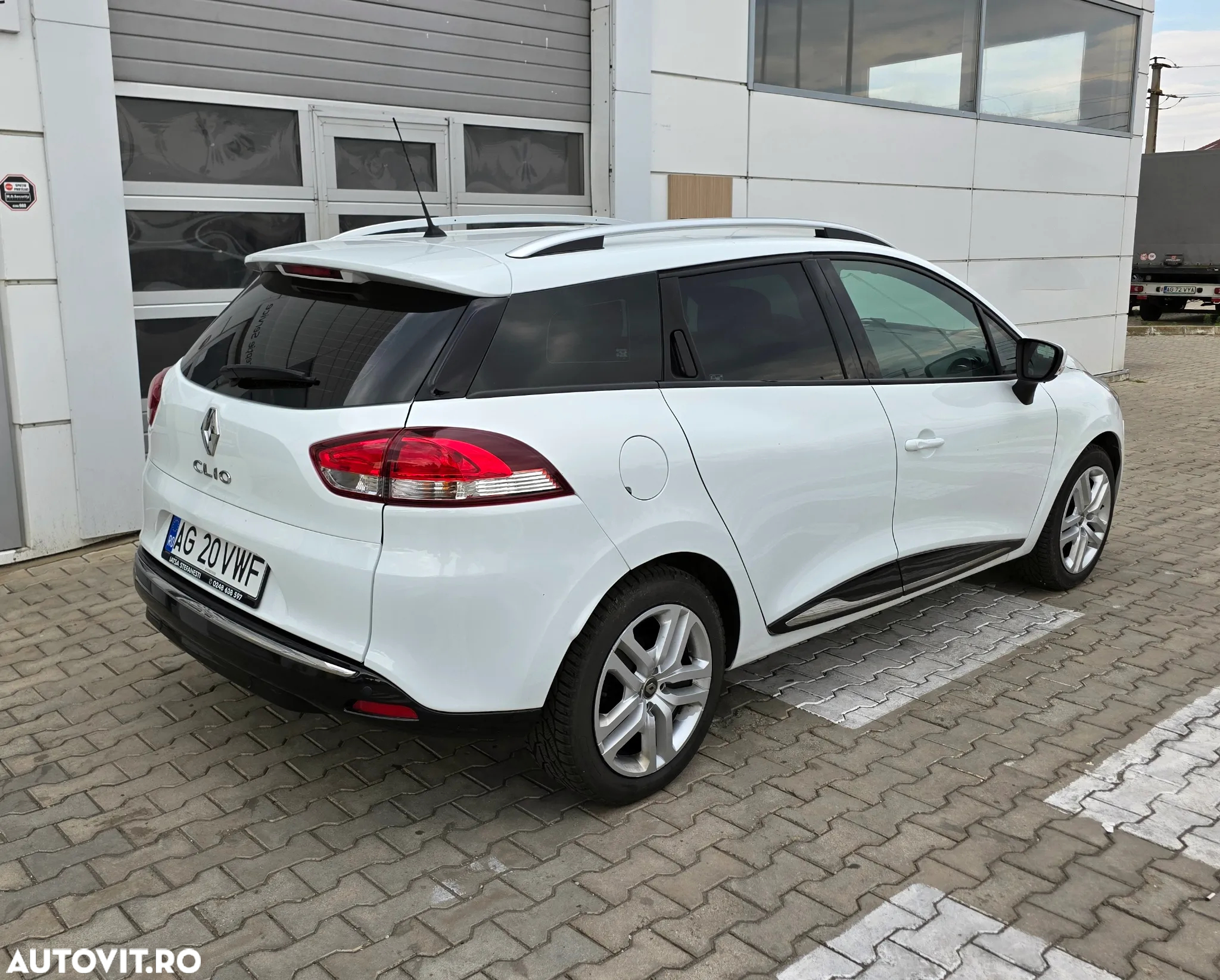 Renault Clio Estate Energy TCe Zen - 11