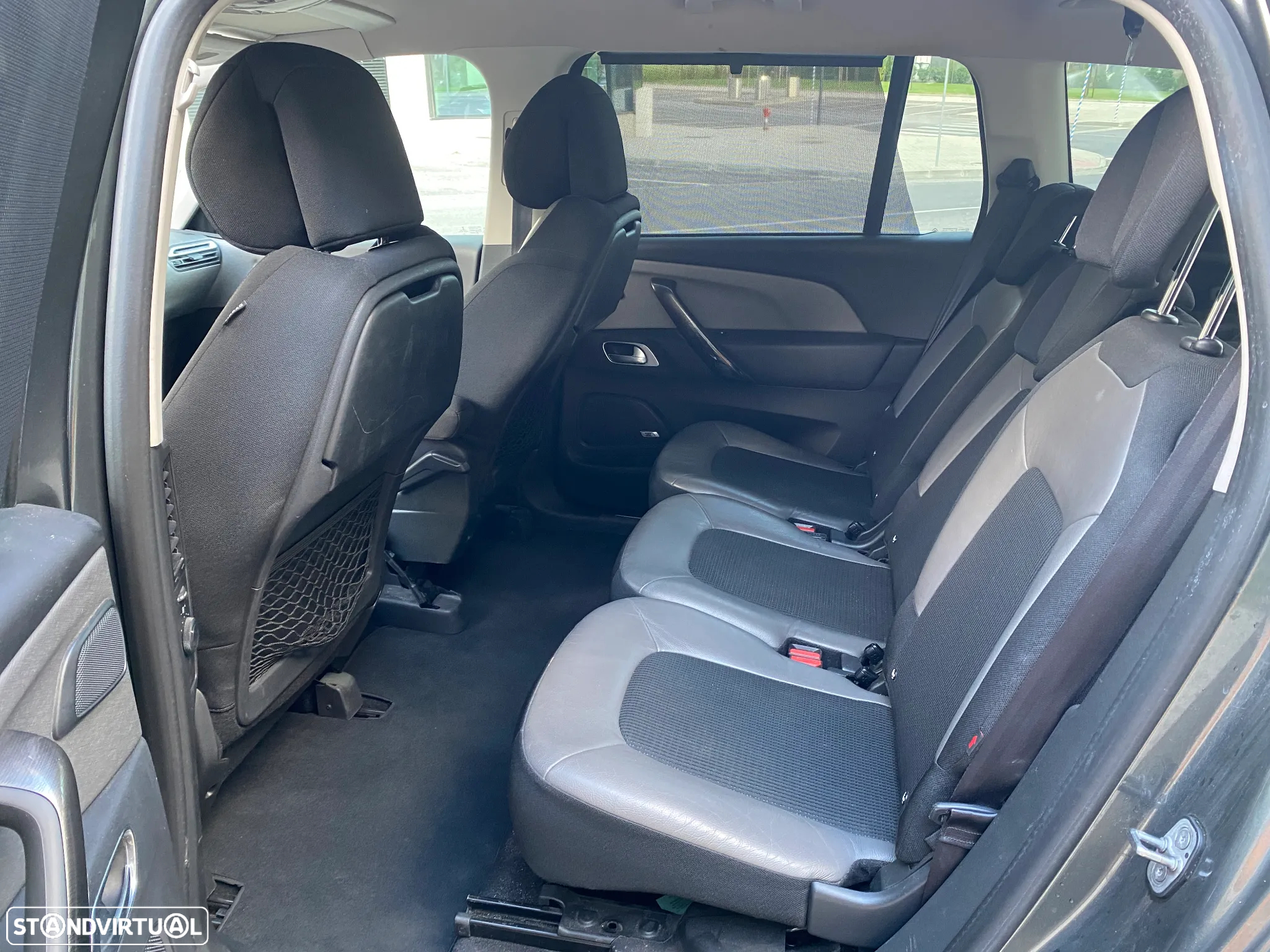Citroën C4 Grand Picasso e-HDi 115 ETG6 Exclusive - 17