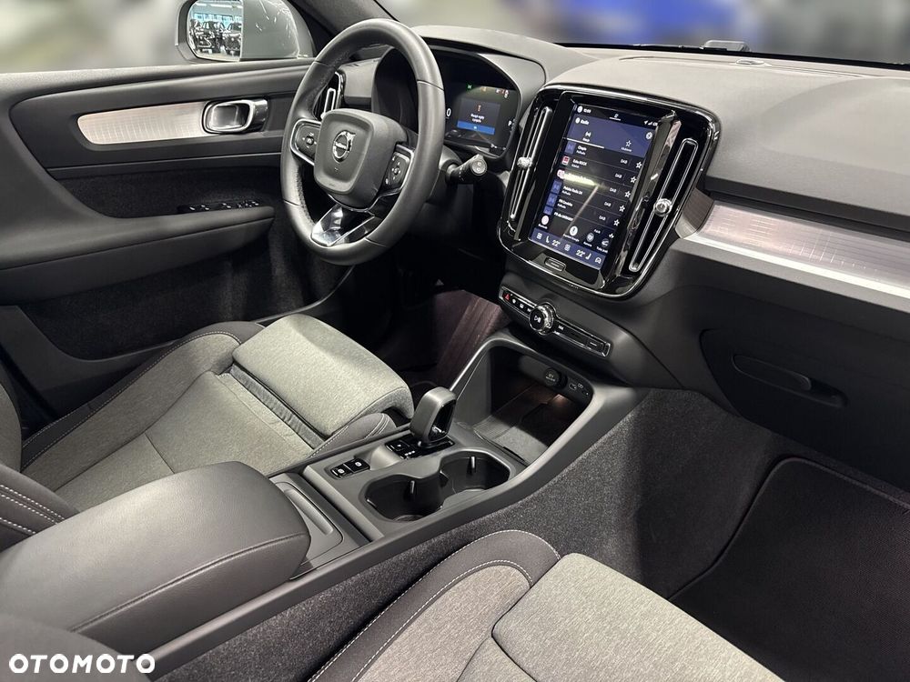 Volvo XC 40 B3 Core - 23