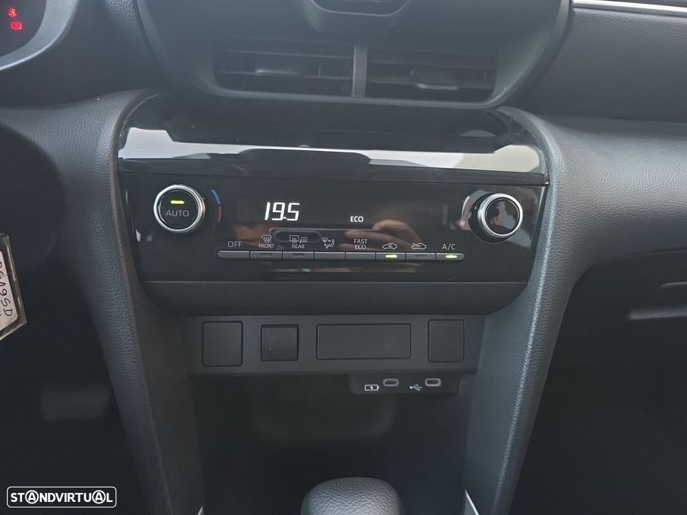 Toyota Yaris Cross 1.5 Hybrid Comfort Plus - 21