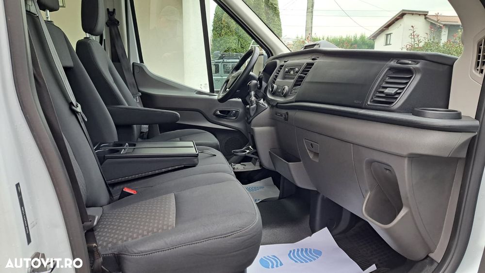 Ford TRANSIT D-CAB TREND L4 6+1 LOCURI RWD - 22