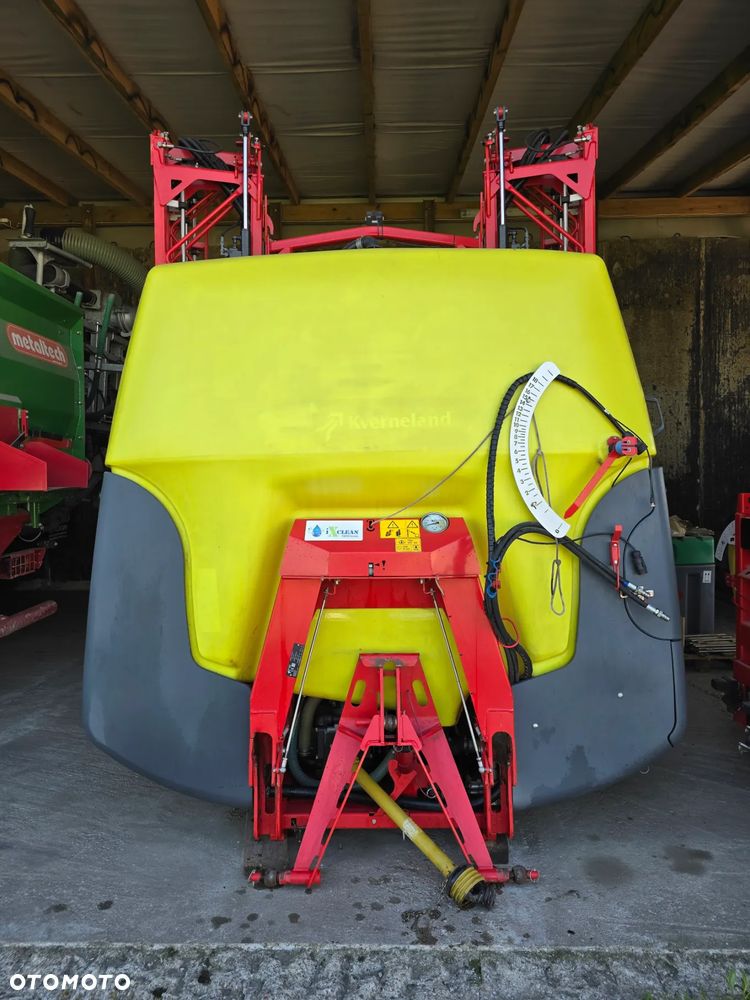 Kverneland IXTER B18 - 15