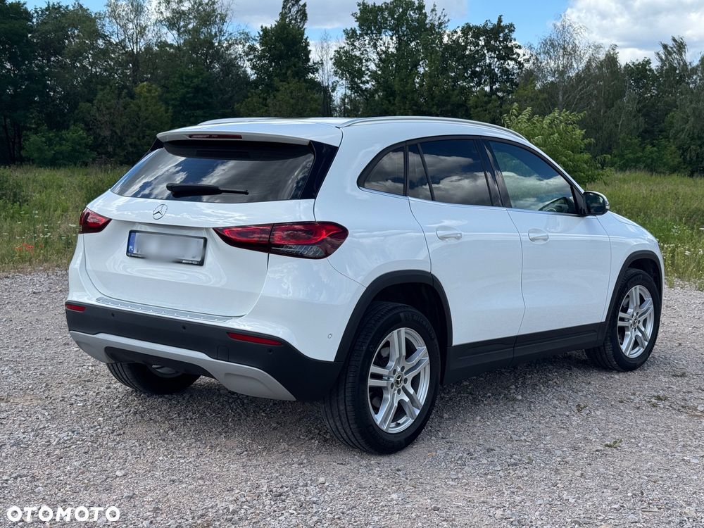 Mercedes-Benz GLA 180 d Business Edition - 26