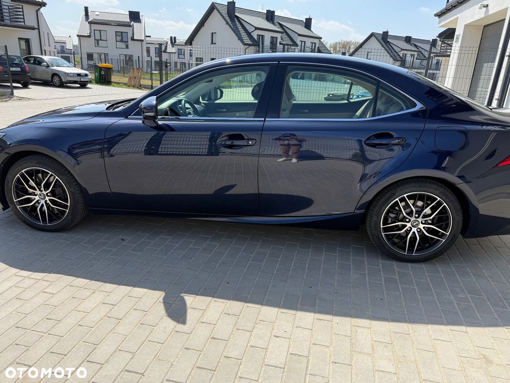 Lexus IS 200t Elegance - 15