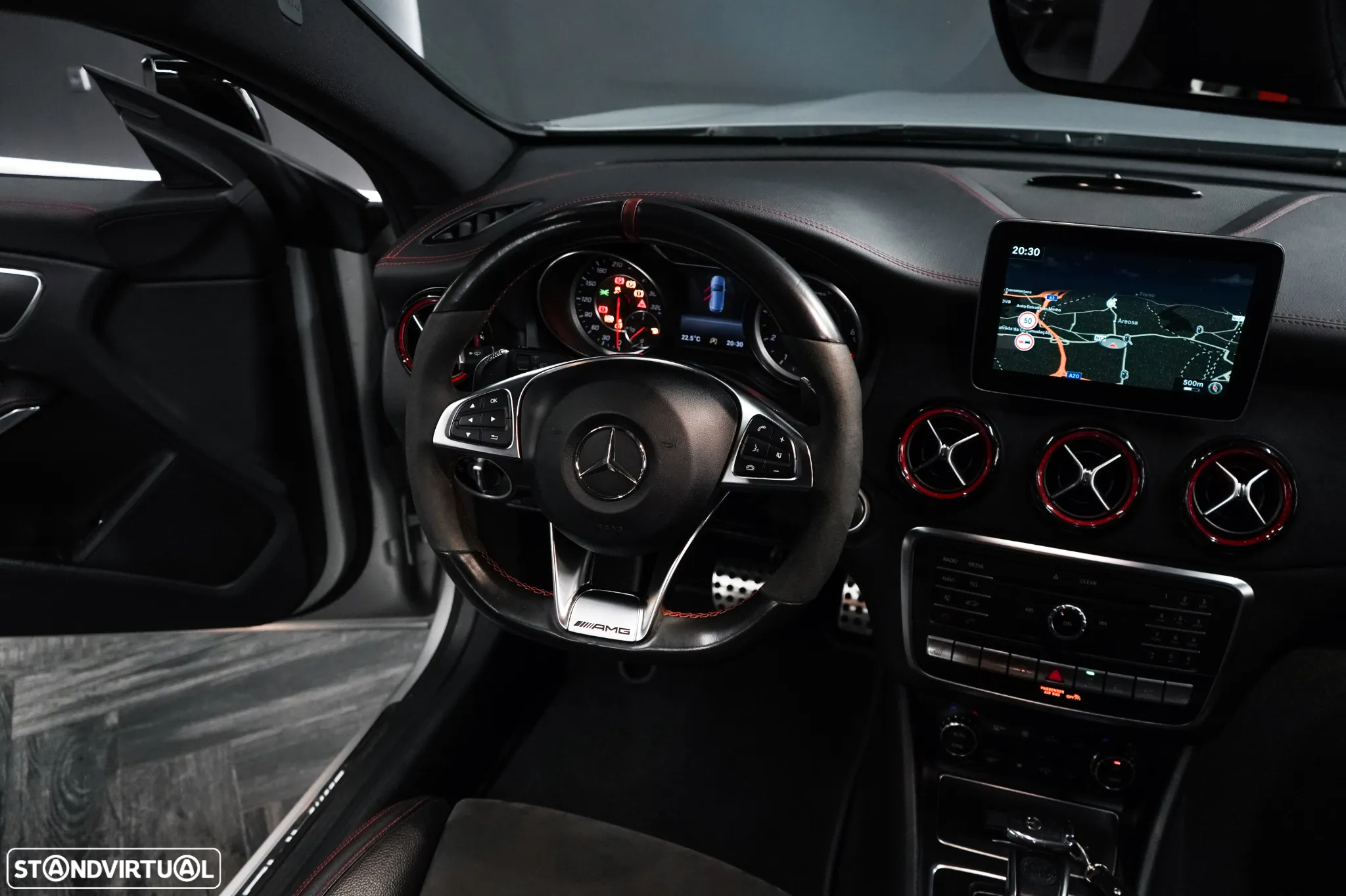 Mercedes-Benz CLA 45 AMG Shooting Brake 4-Matic - 21