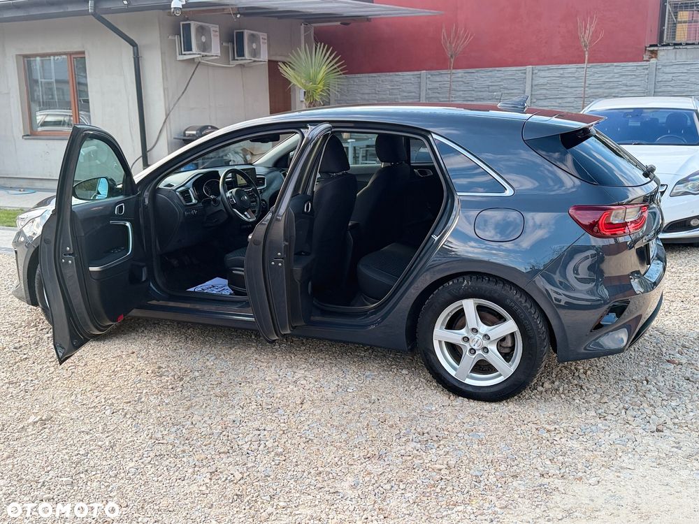 Kia Ceed 1.4 Vision - 25