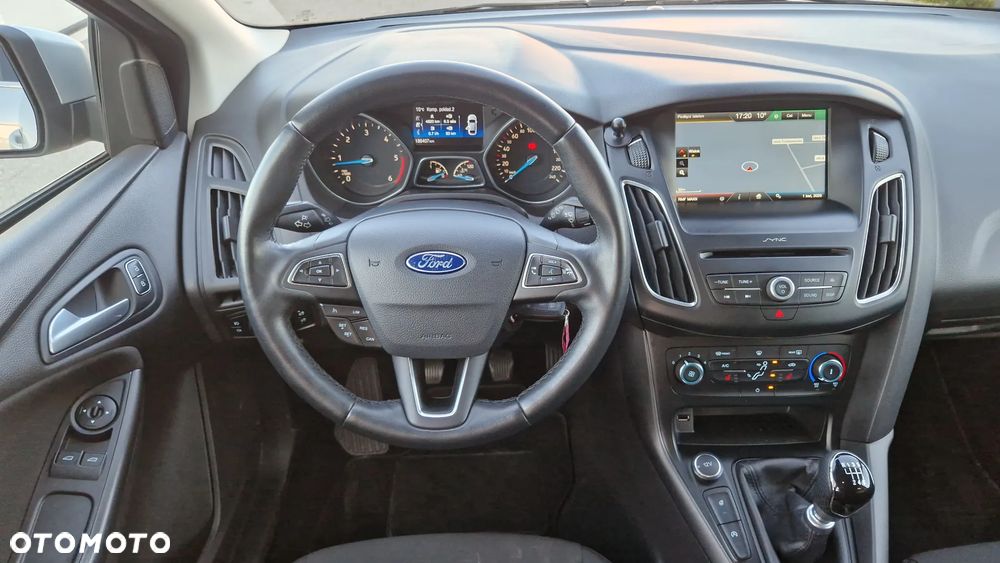 Ford Focus 1.5 TDCi DPF Start-Stopp-System Titanium - 9
