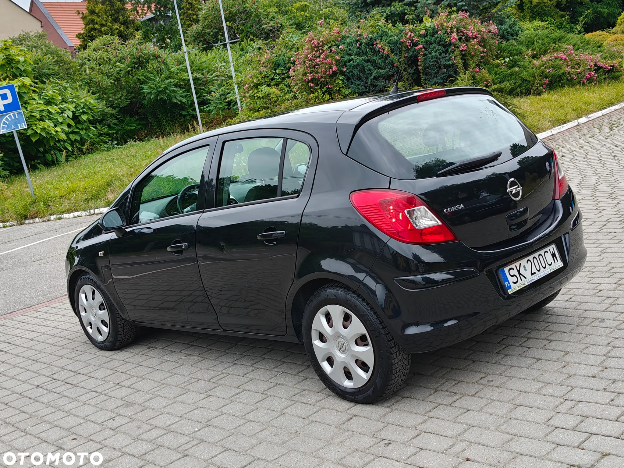 Opel Corsa 1.4 16V Cosmo - 15