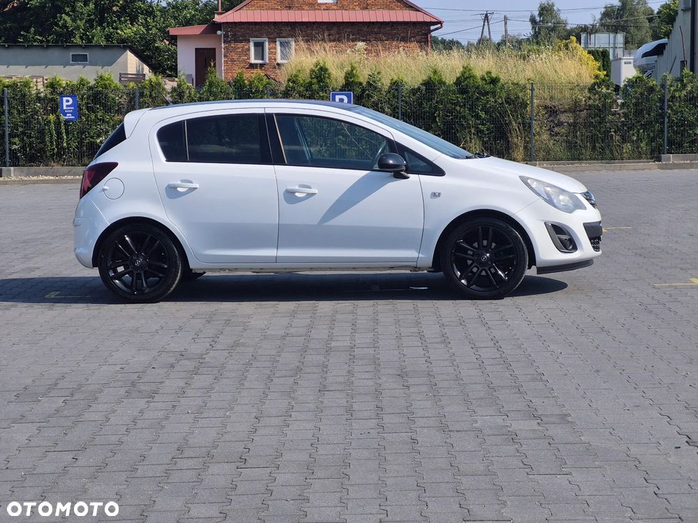 Opel Corsa 1.4 16V Color Edition - 10
