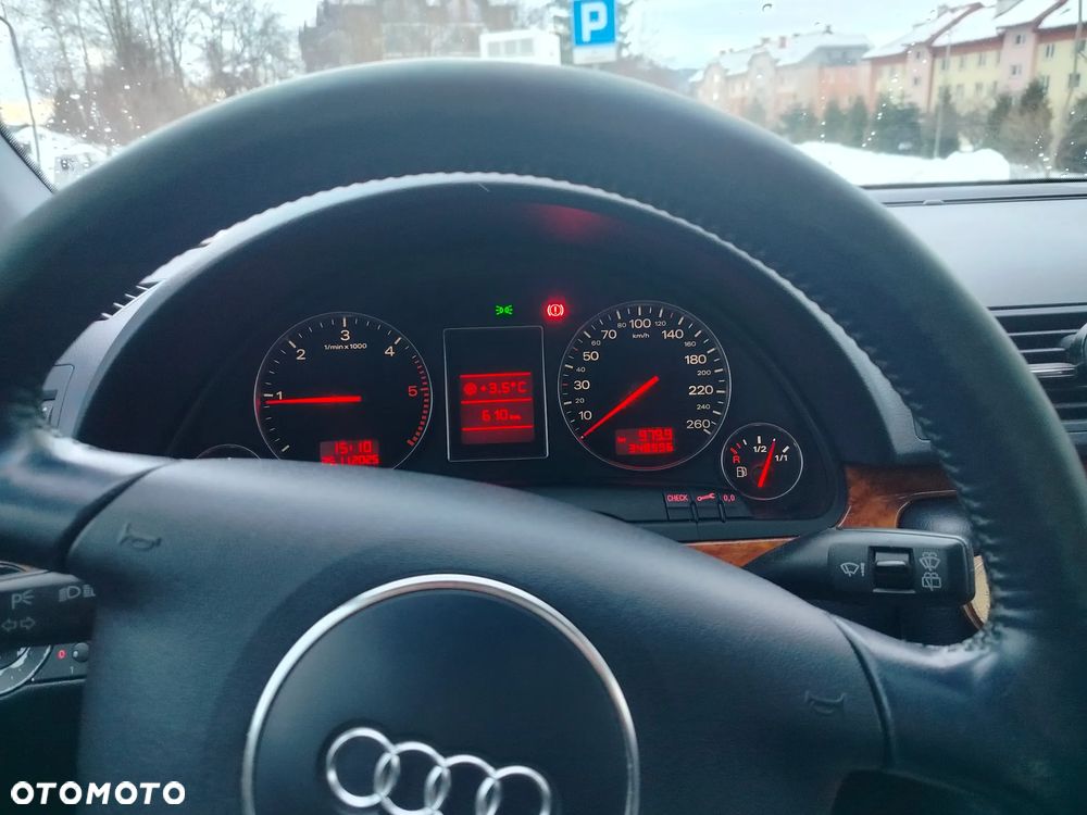 Audi A4 Avant 1.9 TDI Quattro - 14