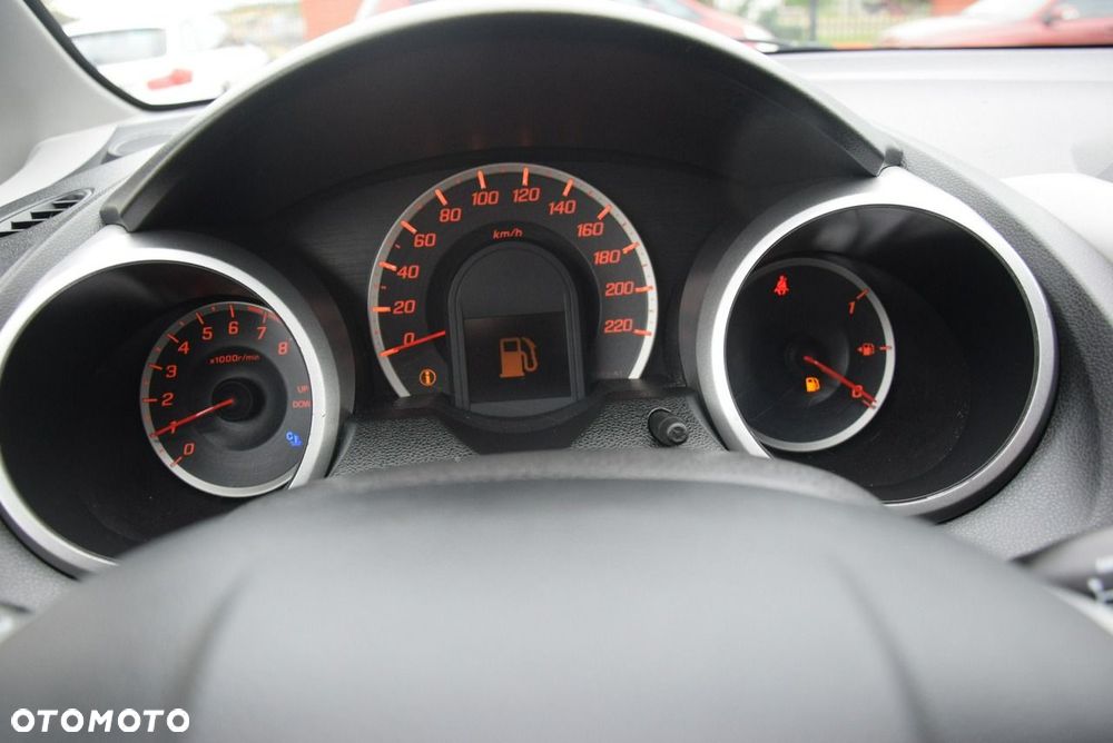 Honda Jazz 1.2 Trend - 29