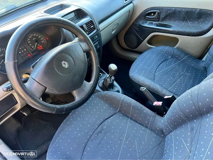 Renault Clio 1.5 dCi Authentique - 2
