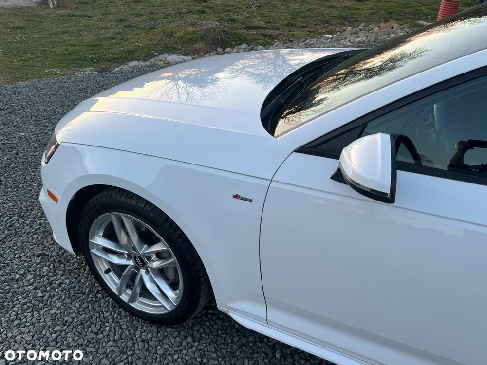 Audi A4 Limousine - 4