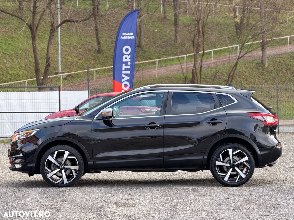 Nissan Qashqai 1.6 DCI Xtronic TEKNA+ - 23