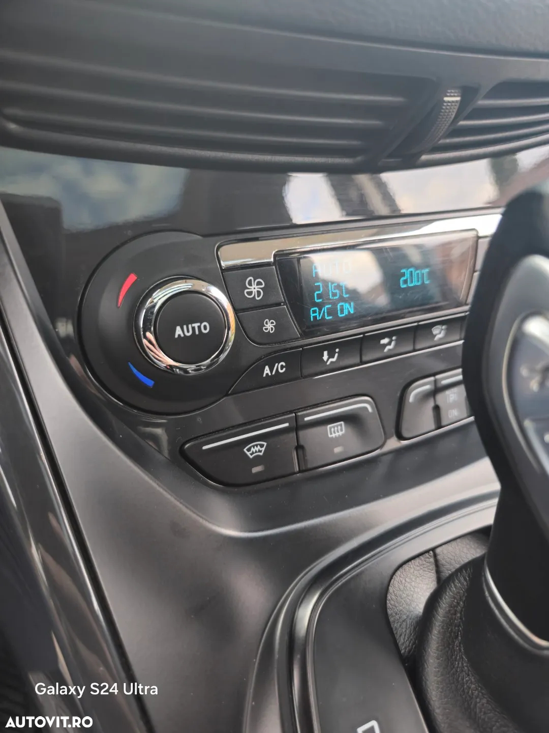 Ford Kuga 1.6 EcoBoost Aut. 4WD Titanium - 19
