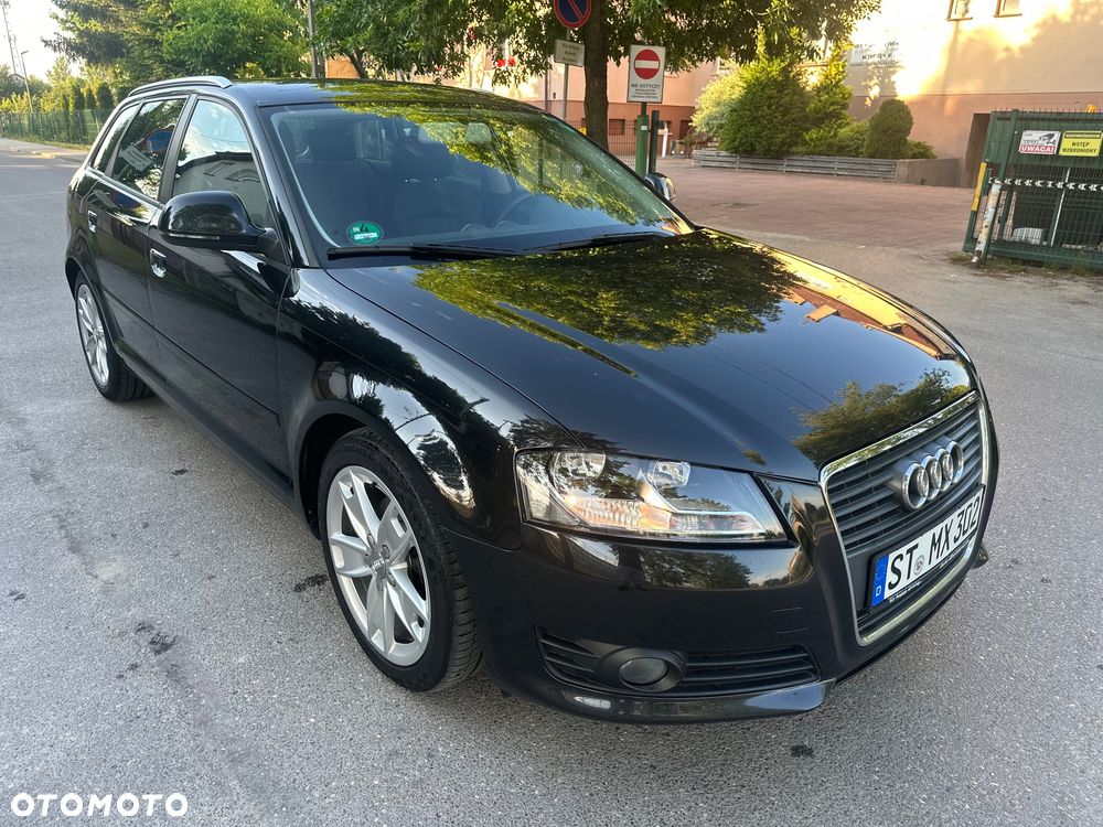Audi A3 Sportback 2.0 TDI Ambiente - 19