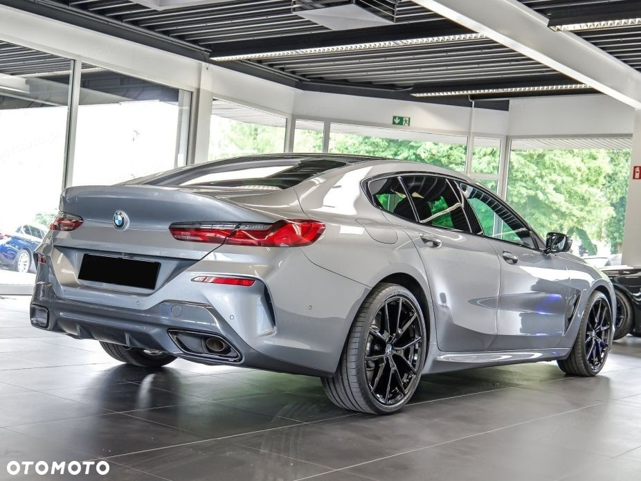 BMW Seria 8 840i xDrive - 4
