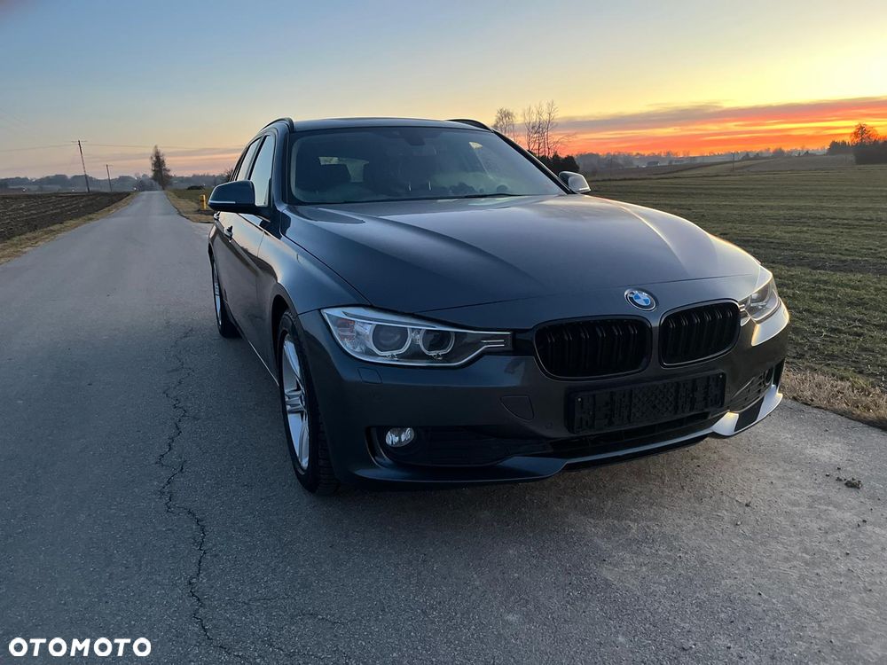BMW Seria 3 320d Efficient Dynamics - 14