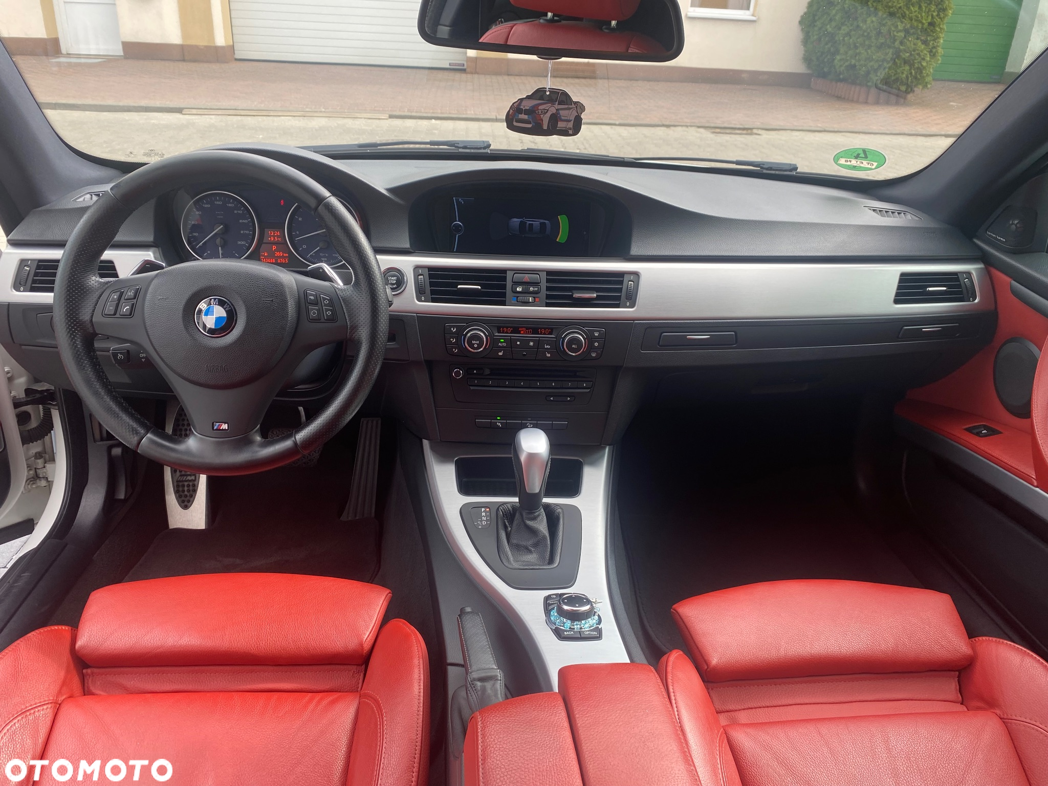BMW Seria 3 335i xDrive Coupe - 14