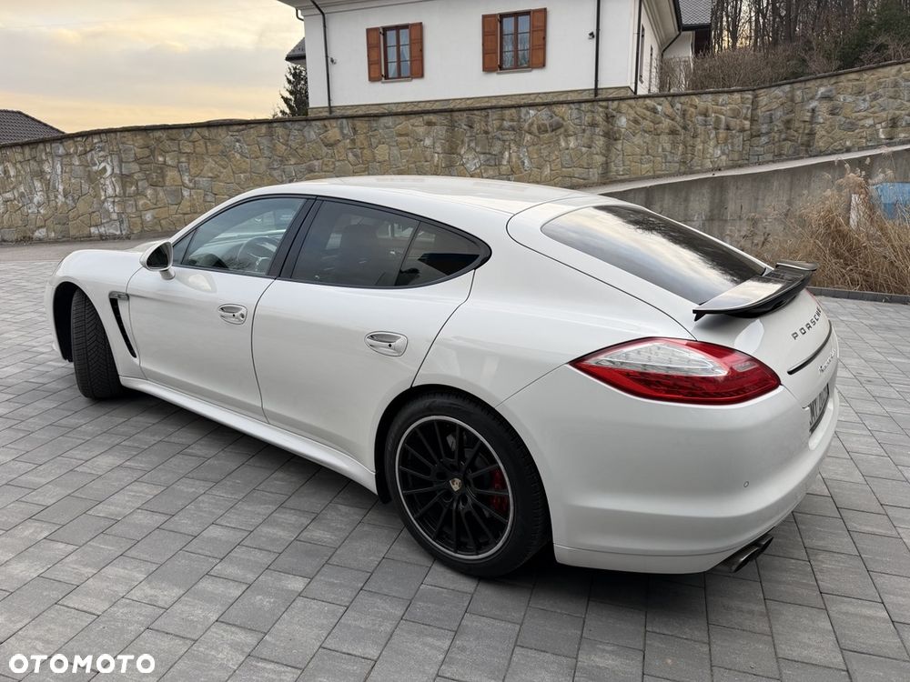 Porsche Panamera - 2