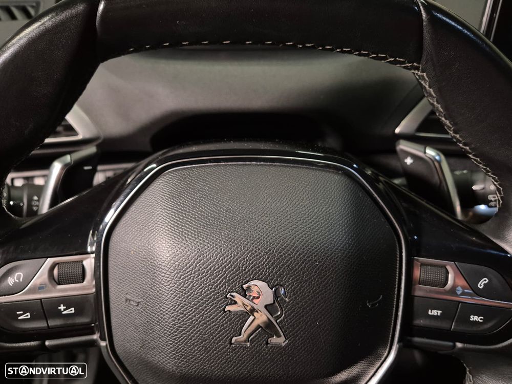 Peugeot 3008 1.5 BlueHDi Allure Pack EAT8 - 34