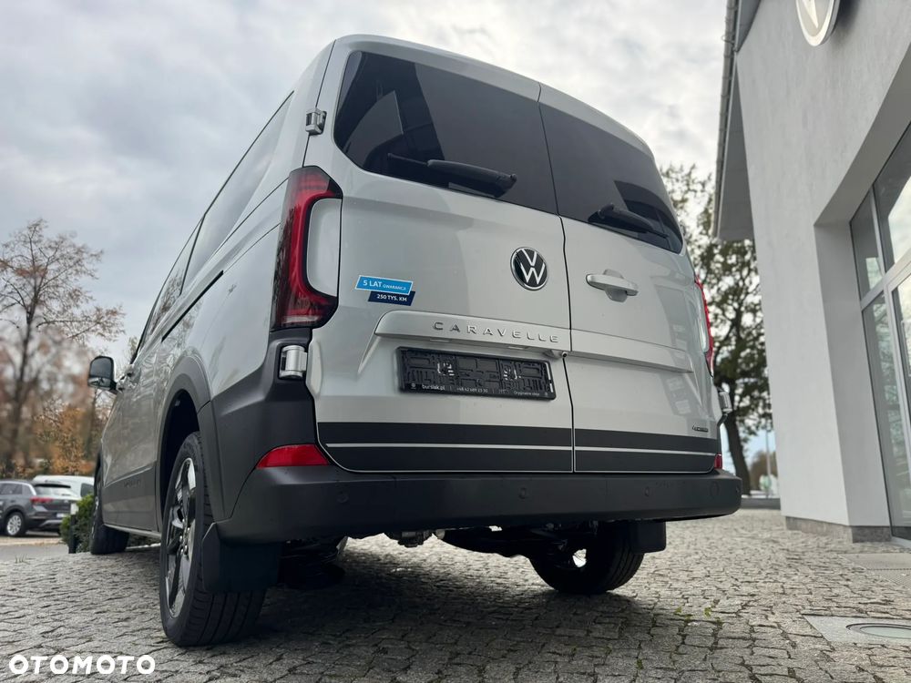 Volkswagen Caravelle - 28