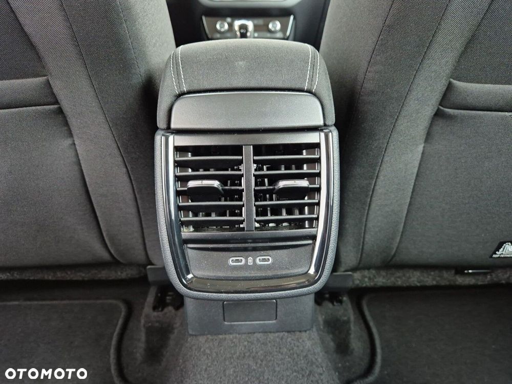 Skoda Scala 1.0 TSI Drive DSG - 38