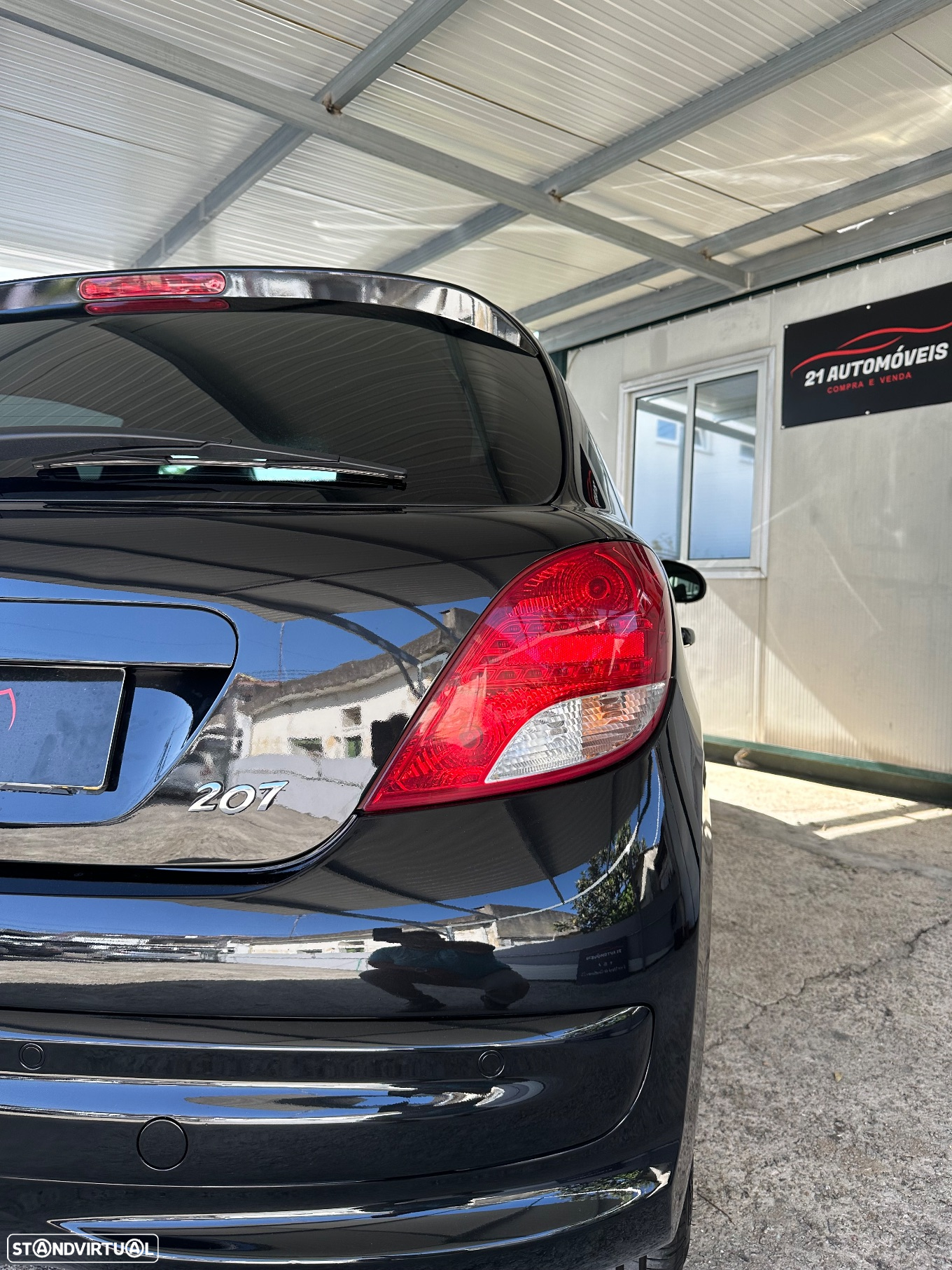Peugeot 207 1.4 16V SE Sportium - 14