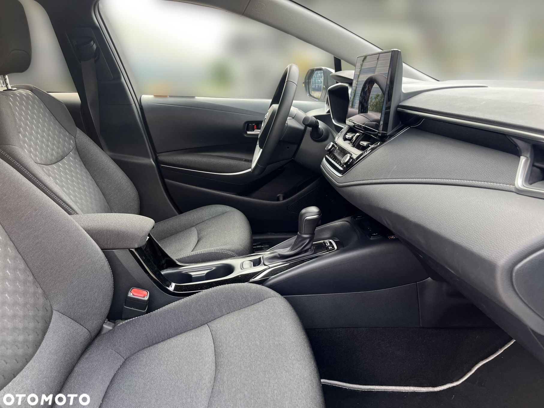 Toyota Corolla 1.8 Hybrid Style - 9