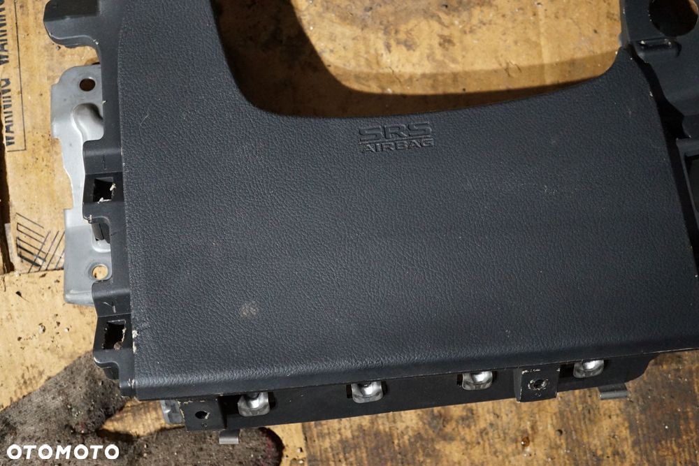 DESKA ROZDZIELCZA AIRBAG KONSOLA OUTLANDER III LIFT MITSUBISHI 2015-2018 - 3
