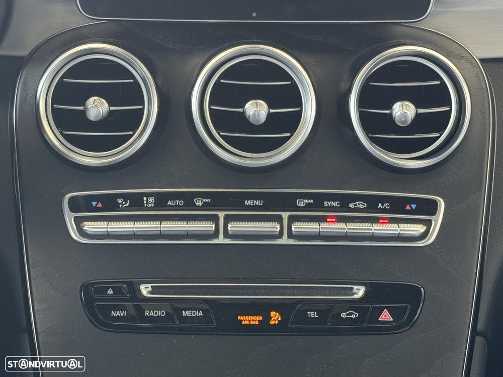 Mercedes-Benz GLC 220 d 4Matic 9G-TRONIC AMG Line - 21