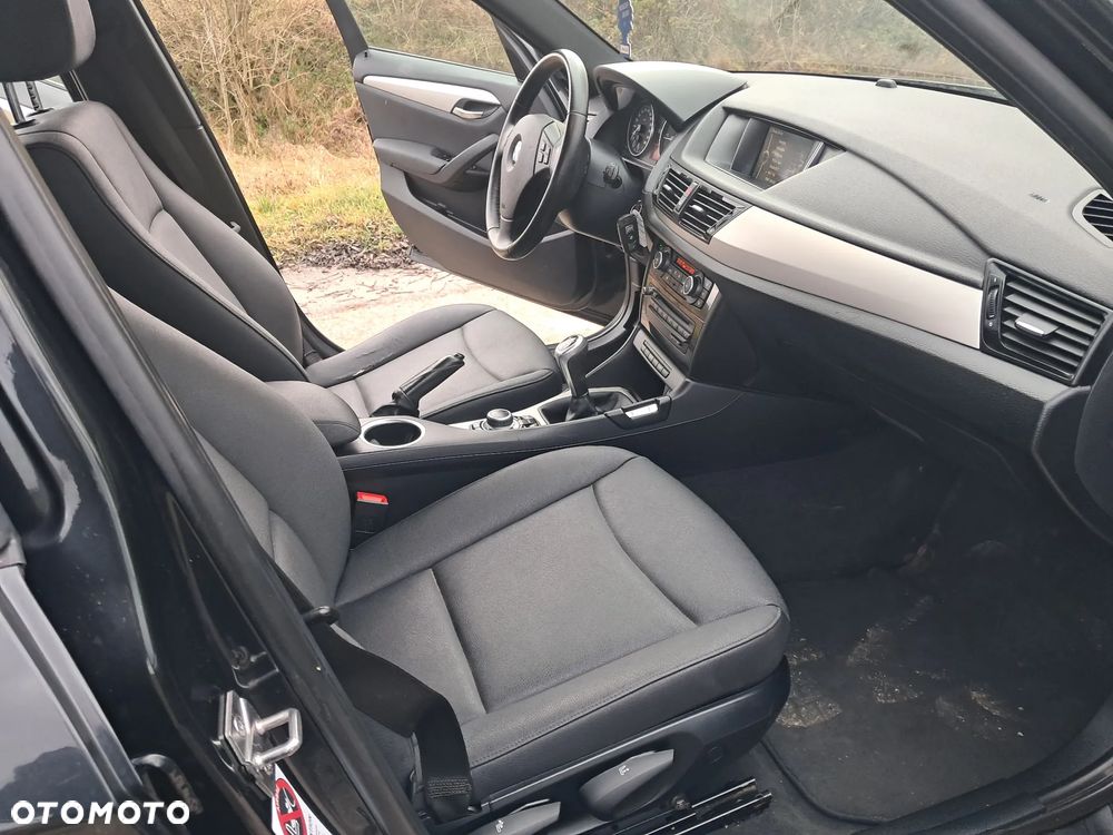 BMW X1 sDrive16d xLine - 7