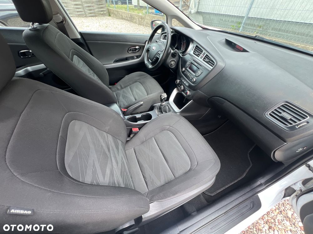 Kia Ceed 1.4 CVVT - 16