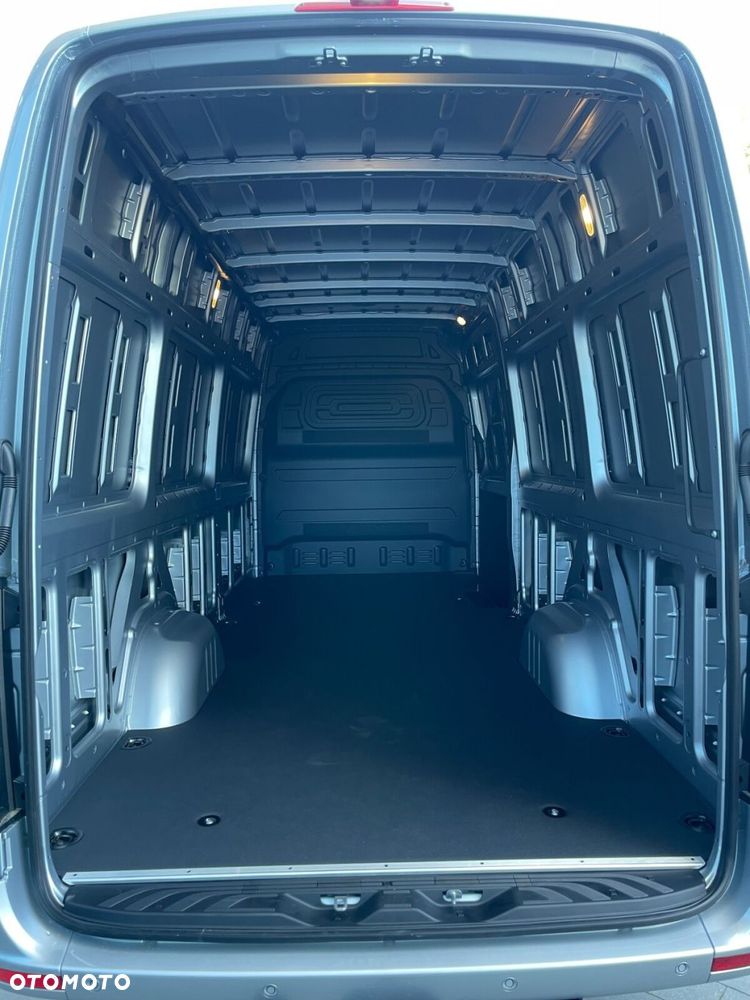 Mercedes-Benz Sprinter 317 CDI Hak 3,5 t Distronic Plus Reflektory LED - 10