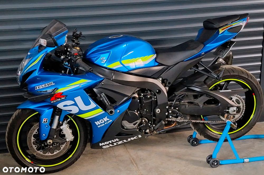 Suzuki GSX-R - 8