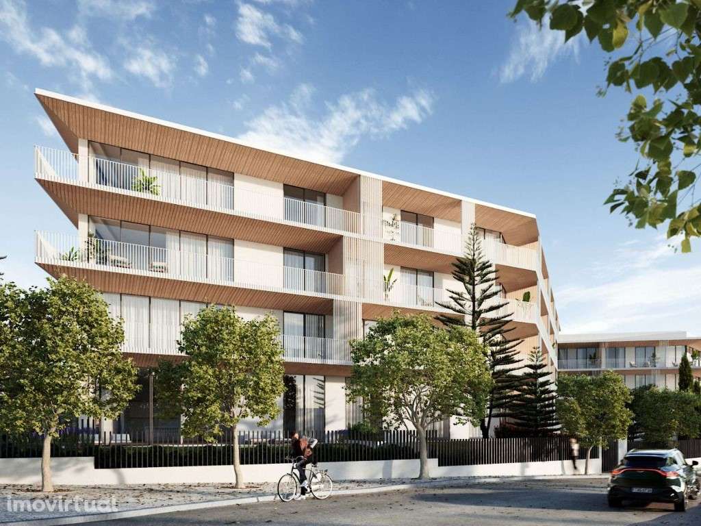 Apartamento T3 com terraço e estacionamento em Carcavelos - Grande imagem: 4/33