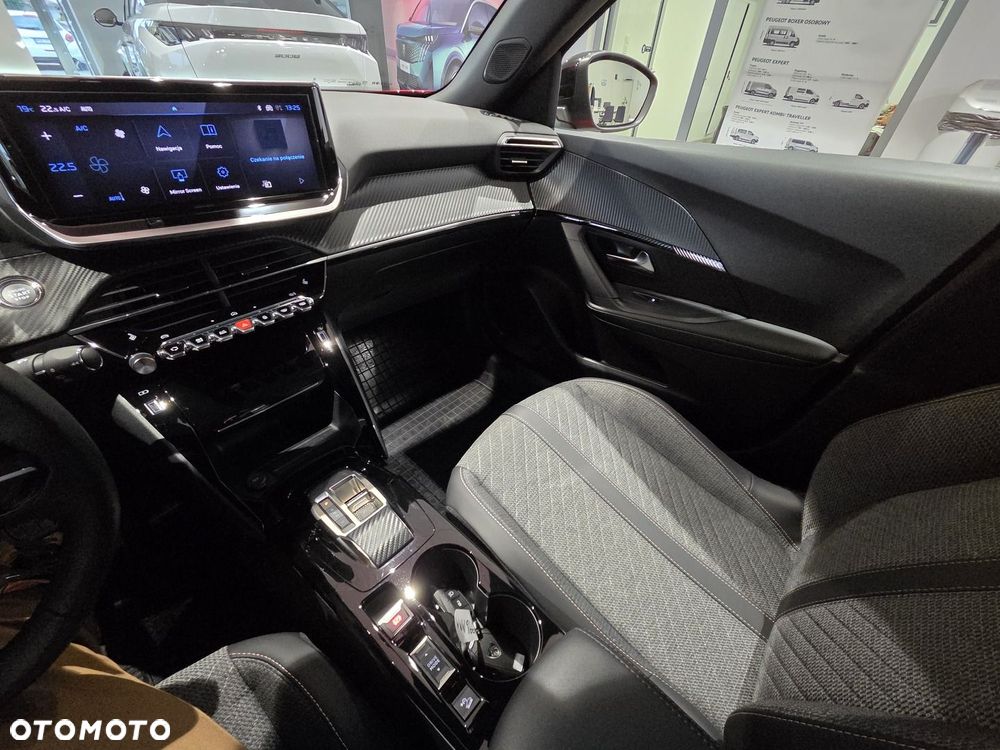 Peugeot 2008 PureTech 130 Allure S&S EAT8 - 15