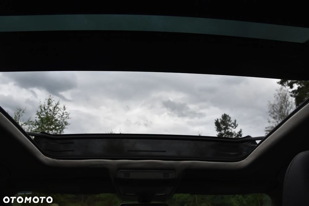 Volkswagen Tiguan Allspace - 23
