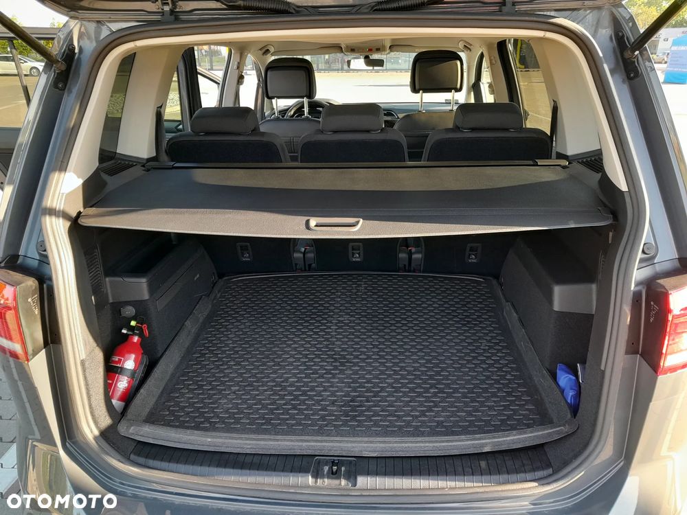 Volkswagen Touran 2.0 TDI BMT SCR Comfortline - 14