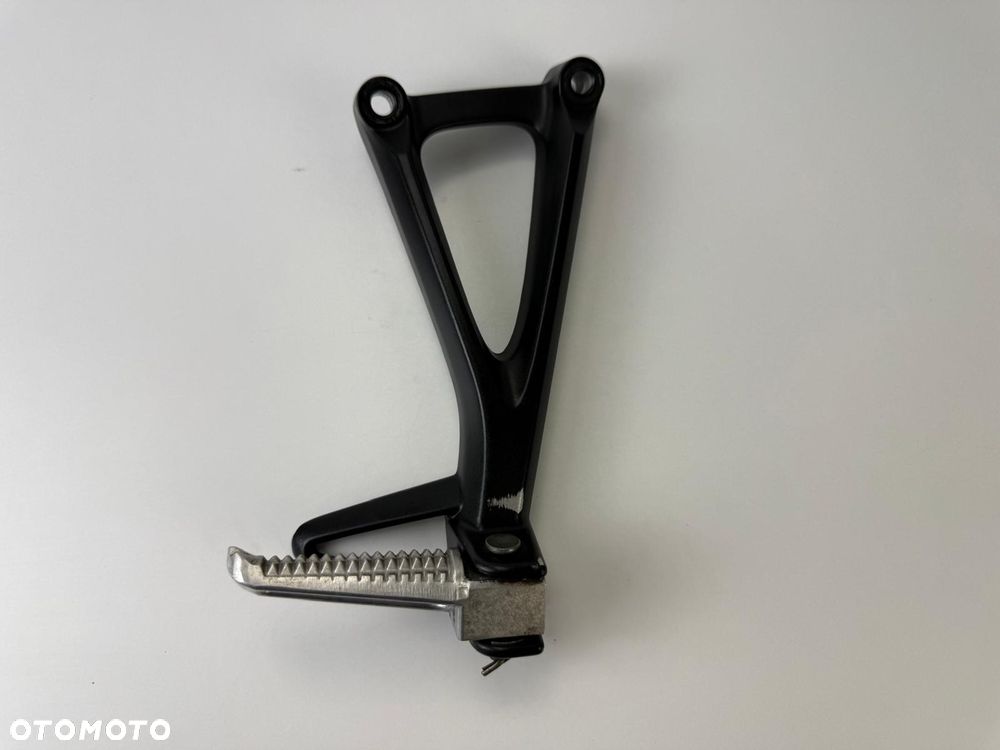Prawy set pasażera Yamaha MT 125 2020+ - 1