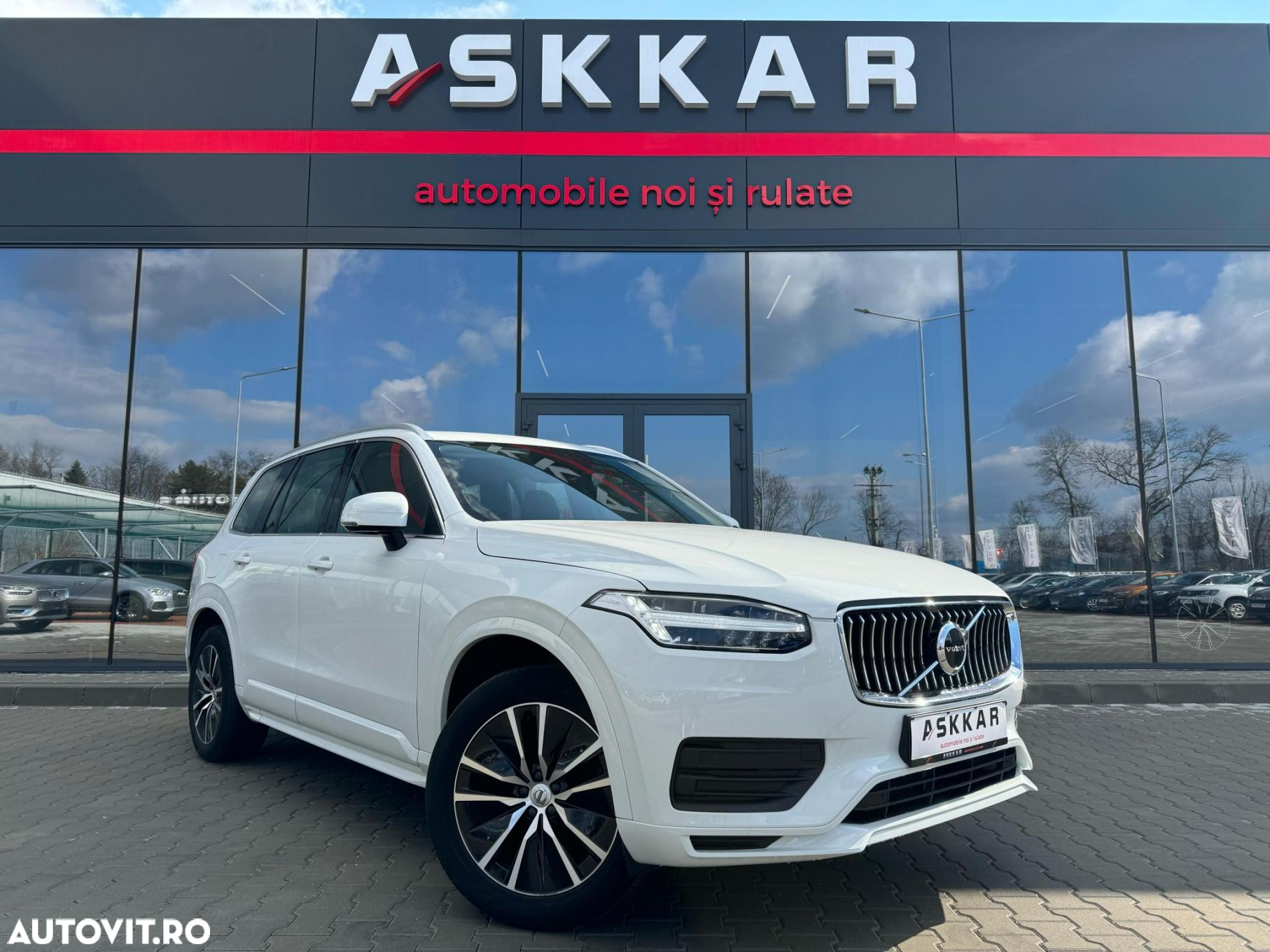 Volvo XC 90 B5 D AWD Geartronic Momentum Pro - 3