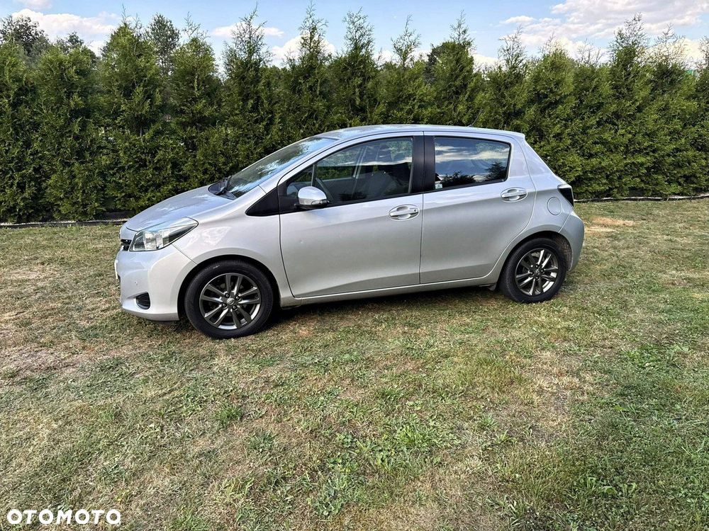 Toyota Yaris 1.33 VVT-i Edition 2014 - 3